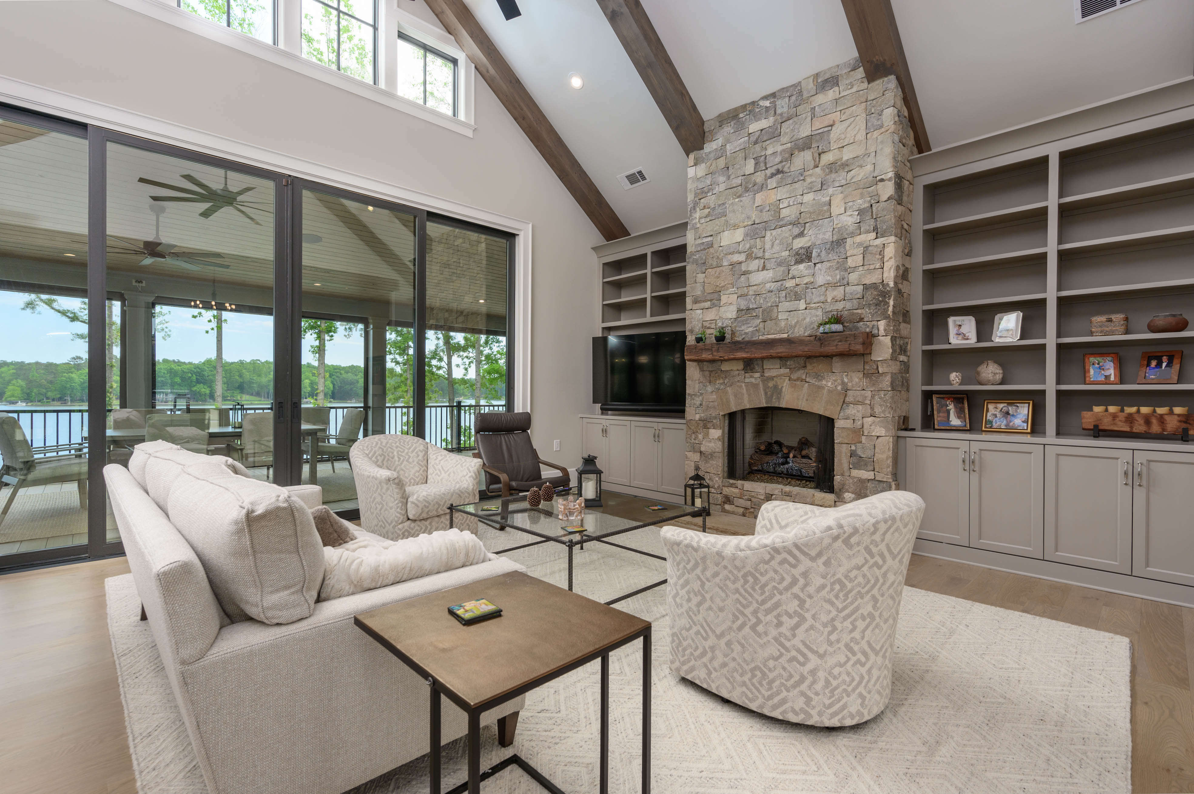 1300 Lake Club Drive image 10